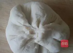 Illustration of how to make steamed buns with black sesame filling 12