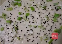 Thousand-layer scallion pancake recipe 7