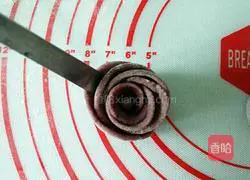 Illustration of how to make rose steamed buns 12