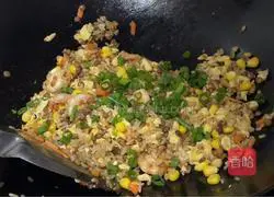 Shrimp and egg fried rice Illustration of how to do it 9