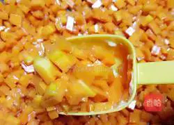 Illustration of how to make pumpkin buns 5