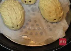 Illustration of how to make hedgehog steamed buns 15