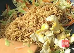 Illustration of how to make fried noodles 6