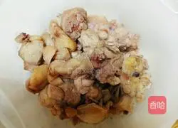 Illustration of how to make large plate of chicken noodles 2