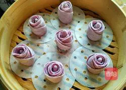 Illustration of how to make rose steamed buns 14
