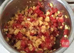 Illustration of how to make tomato and egg dumplings 10