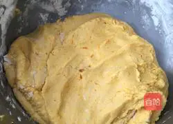 Illustration of making glutinous rice pumpkin cake 4