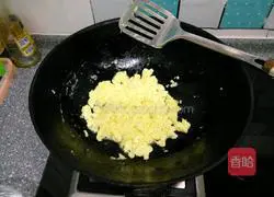 Illustration of how to make egg and aniseed buns 2