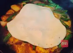 Illustration of how to make beans and potato pancakes 13