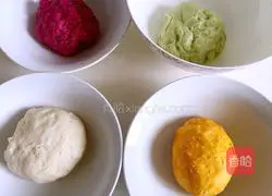 Illustration of how to make colorful hydrangea steamed buns 3