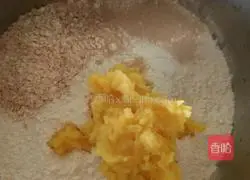 Illustration of how to make sweet potato oatmeal steamed buns 3