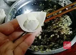 Yuanbao Wonton Illustration of how to do it 4