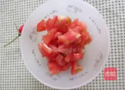 Illustration of how to make tomato and egg braised cake 4