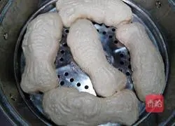 Illustration of how to make surplus steamed buns every year 9