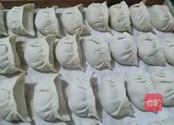 Pork and onion dumplings recipe 21