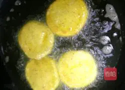 Illustration of how to make hash browns 8