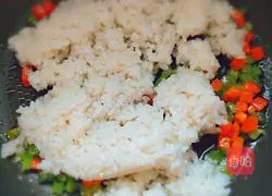 Home-style egg fried rice recipe 3