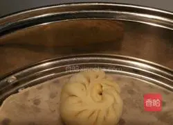 Illustration of how to make beef buns 4