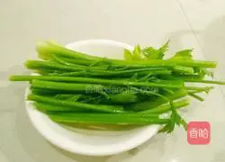 Illustration of how to make celery stuffed buns 6