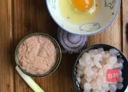 Tuna, Shrimp, Egg Fried Rice Recipe Illustration 1