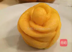 Illustration of how to make pumpkin steamed buns 5