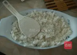 Illustration of how to make egg cake and purple potato stuffed rice with meat filling 9