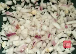 Illustration of making sophora buns 2