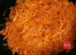 Xinjiang cuisine, illustration of how to make carrot burrito 5