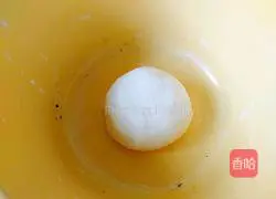 Illustration of how to make cabbage and pork dumplings 3