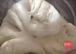 Illustration of how to make pork and kidney bean buns 3