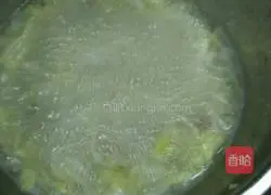 Illustration of how to make cabbage soup noodles 6