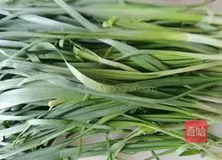 Illustration of how to make three fresh dumpling fillings 2