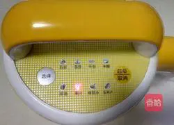 Illustration of how to make purple potato milk pancakes 6