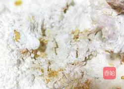 Illustration of how to make fried sweet potato pancakes 3