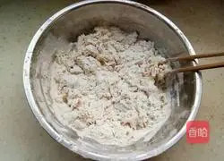 Illustration of how to make chrysanthemum stuffed dumplings 3