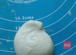 Illustration of how to make wife cake 7