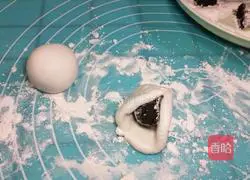 Illustration of how to make piggy glutinous rice balls 18