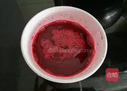 Illustration of how to make beetroot steamed buns 3