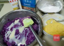 Coconut-flavored two-color potato cake recipe 5