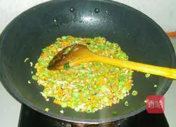 Illustration of how to make fried rice 3