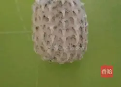 Illustration of how to make cute little hedgehog glutinous rice balls 9