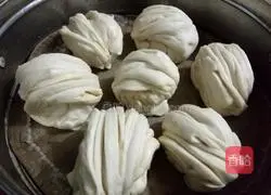 Illustrated recipe of steamed buns 17