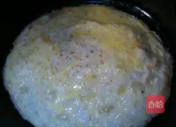 Illustration of how to make asparagus and tenderloin egg pancakes 7