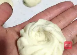 How to make flower rolls and steamed buns Illustration 14