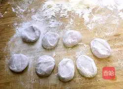 Pork, Mushroom and Corn Dumplings Recipe Illustration 8