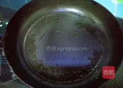 Illustration of how to make leek and egg pancakes 8