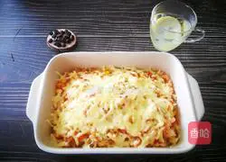 Illustration of how to make bacon and vegetable baked rice 12