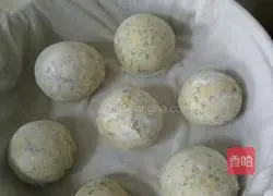 Illustration of how to make mulberry leaf steamed buns 3