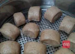 Illustration of how to make peanut dregs steamed buns 8