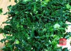 Illustration of making shepherd’s purse and meat dumplings 2